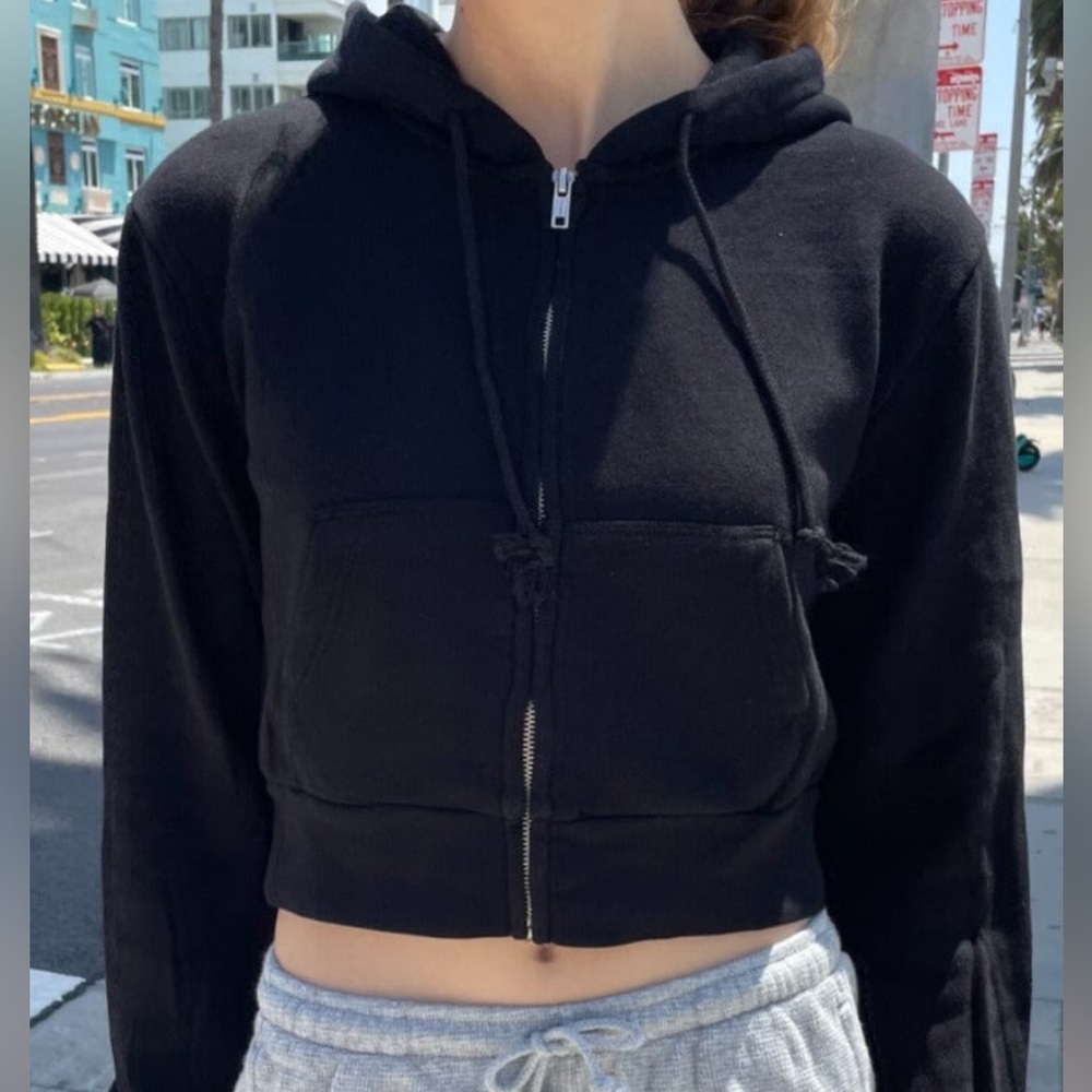 Brandy Melville black cropped hoodie